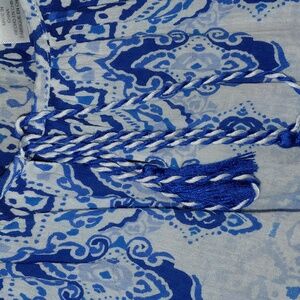 EUC Alfred Dunner Peasant Blouse, 2X, Rope Tie Neck and Border Print